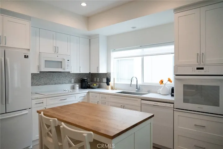1187 Crenshaw Boulevard 103, Los Angeles, California 90019