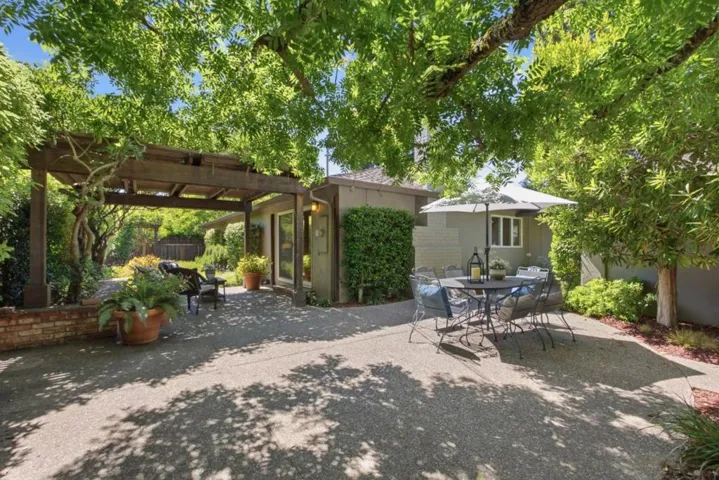 20580 Canyon View Drive, Saratoga, California 95070