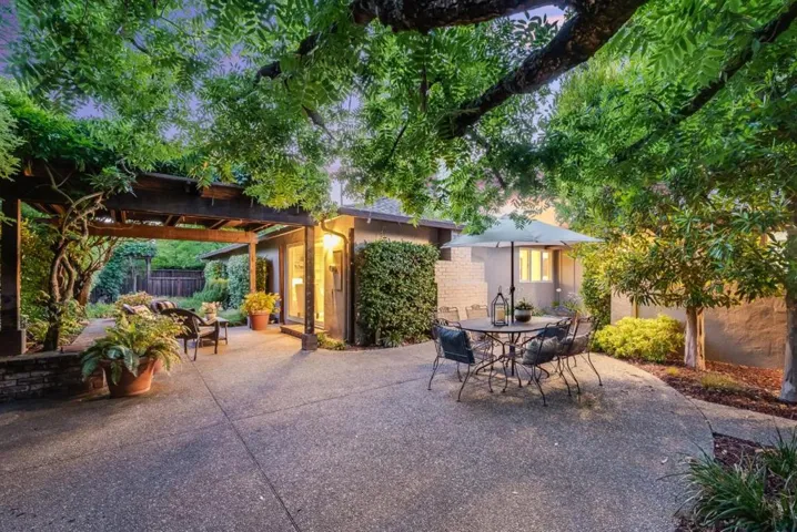 20580 Canyon View Drive, Saratoga, California 95070