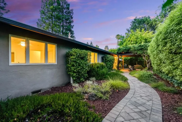 20580 Canyon View Drive, Saratoga, California 95070