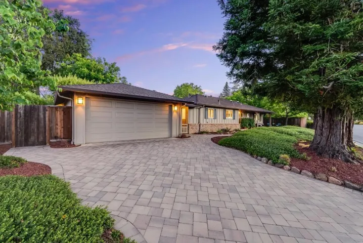 20580 Canyon View Drive, Saratoga, California 95070