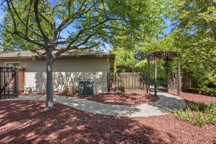 20580 Canyon View Drive, Saratoga, California 95070