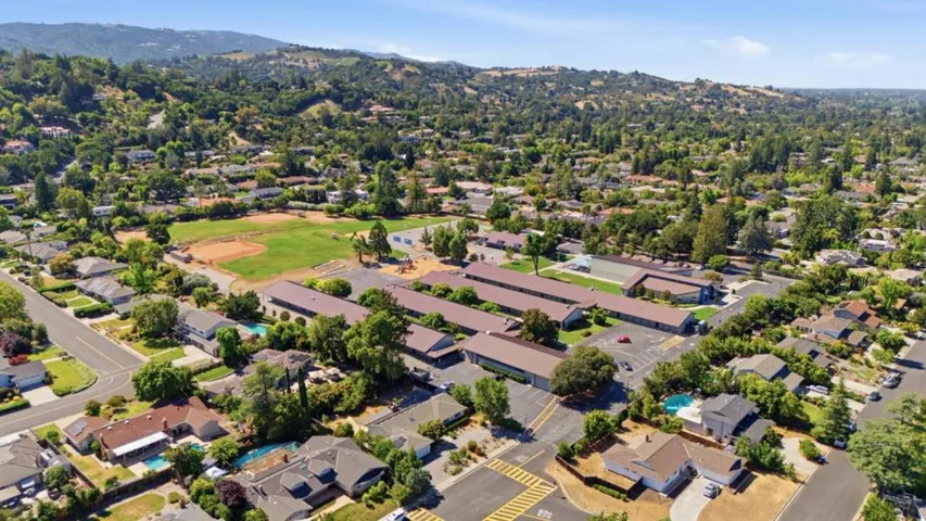 20580 Canyon View Drive, Saratoga, California 95070