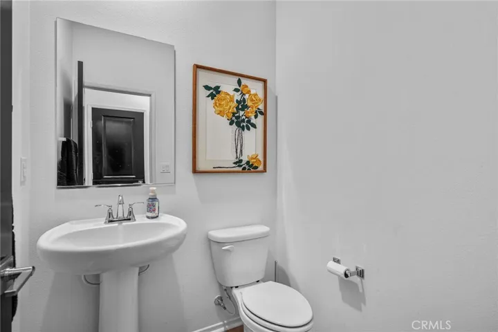 5604 Altamura 3, Fontana, California 92336