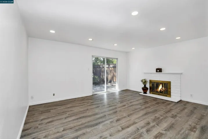 3555 Thunderbird Dr, Concord, California 94520