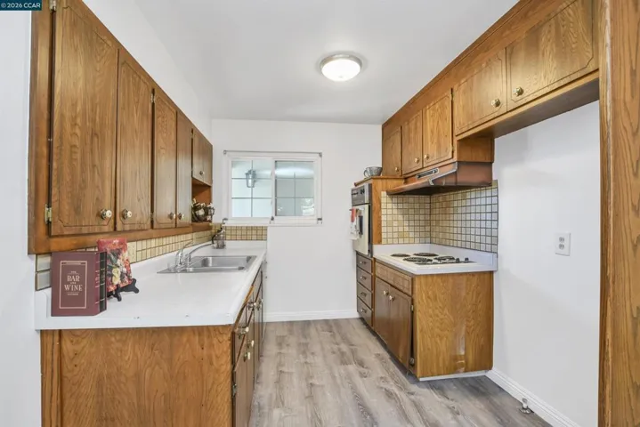 3555 Thunderbird Dr, Concord, California 94520