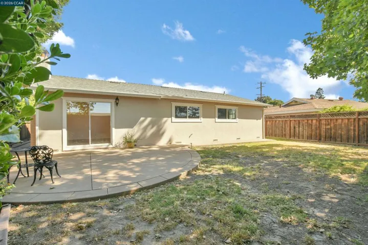 3555 Thunderbird Dr, Concord, California 94520