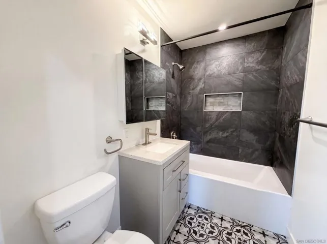 5041 Mable, San Diego, California 92117