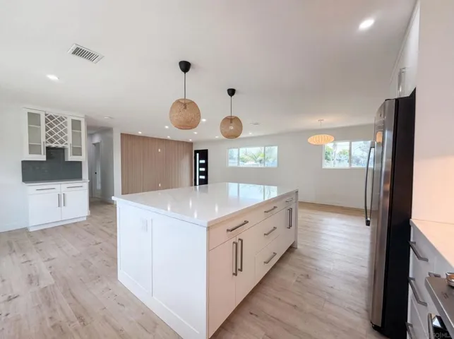 5041 Mable, San Diego, California 92117