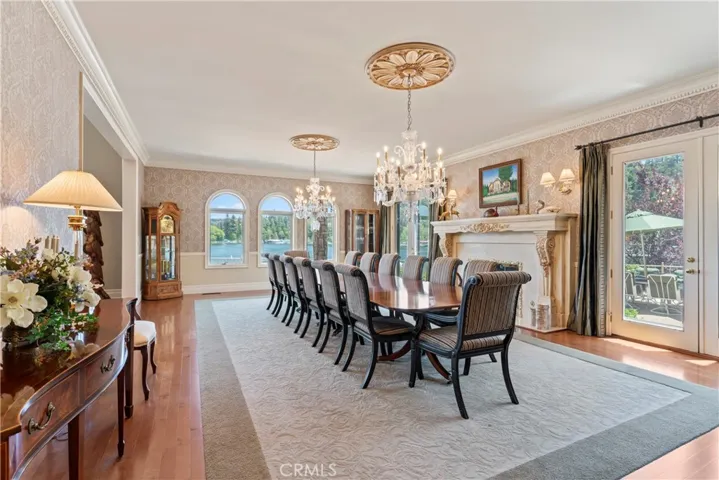177 Shorewood, Lake Arrowhead, California 92352