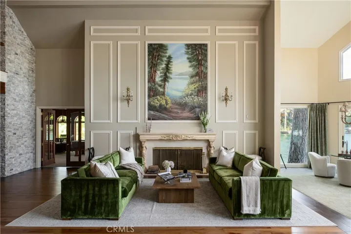 177 Shorewood, Lake Arrowhead, California 92352