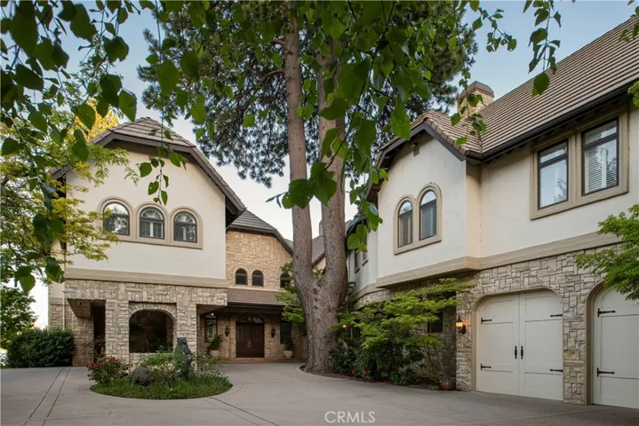 177 Shorewood, Lake Arrowhead, California 92352