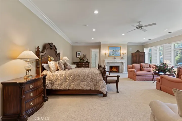 177 Shorewood, Lake Arrowhead, California 92352