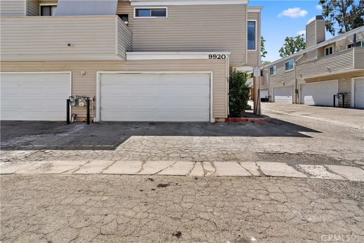 9920 Sepulveda, San Fernando, California 91345