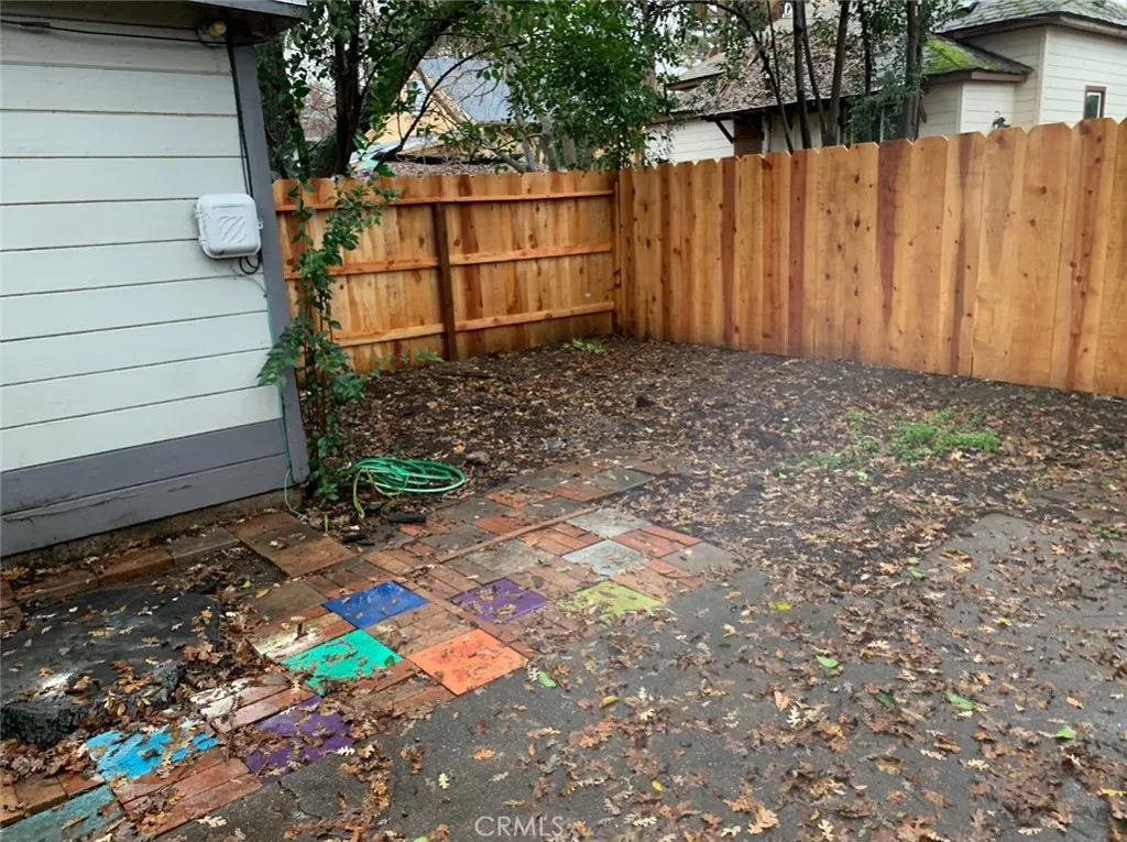 duplex studio yard