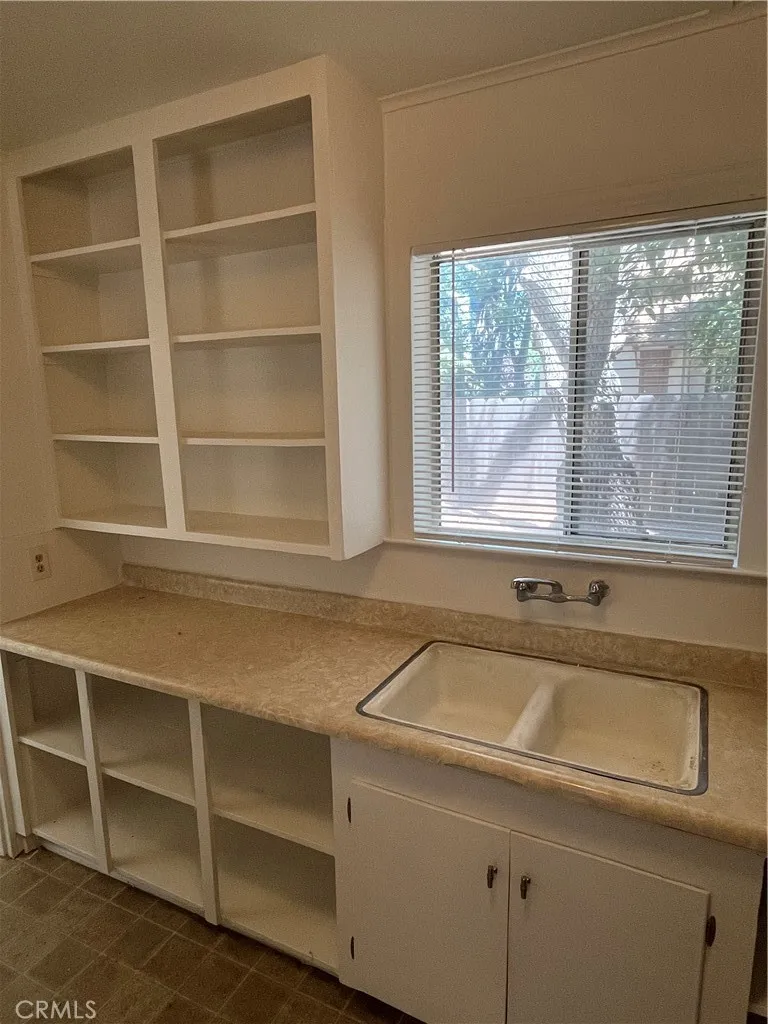 duplex 1 bedroom kitchen