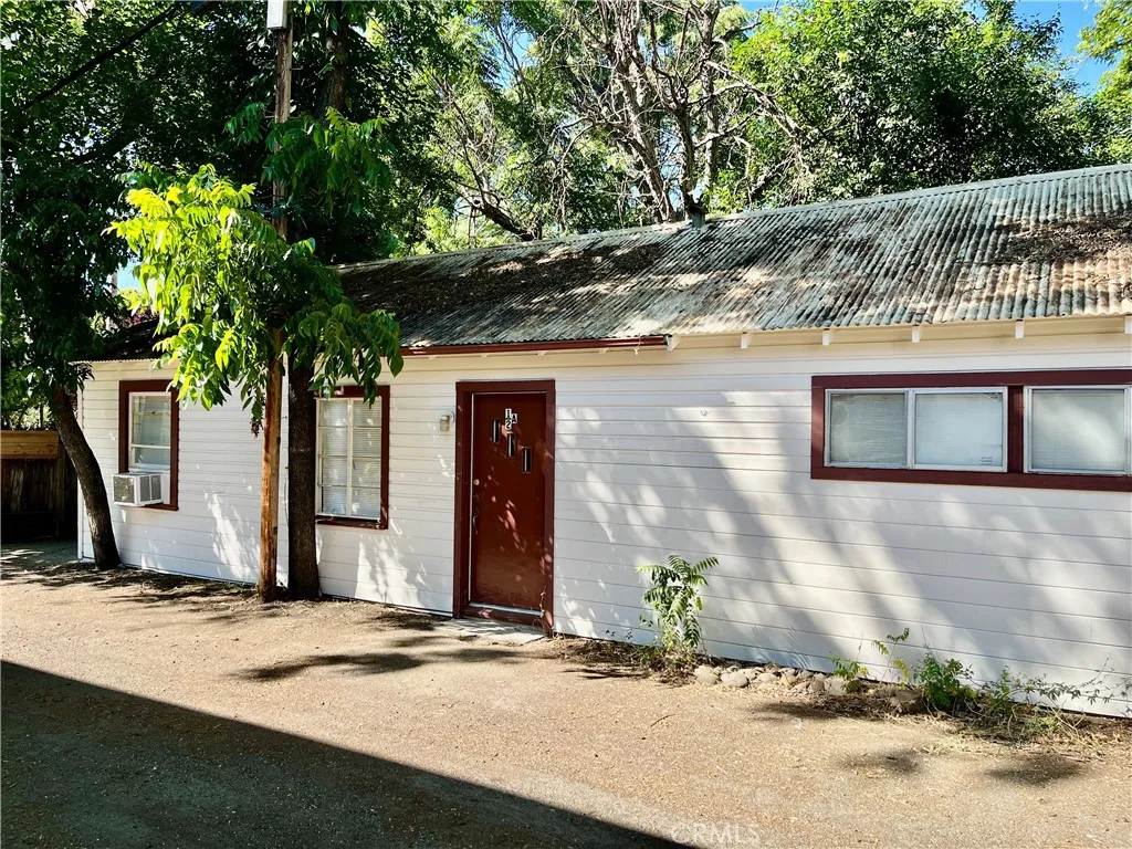 Duplex exterior