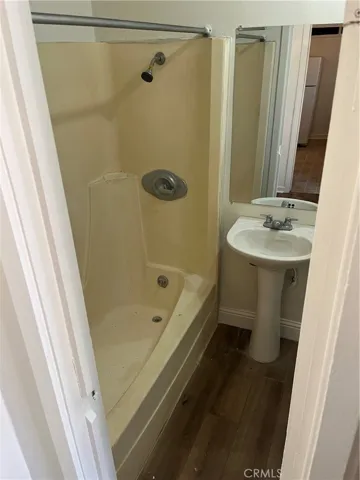duplex one bedroom bathroom