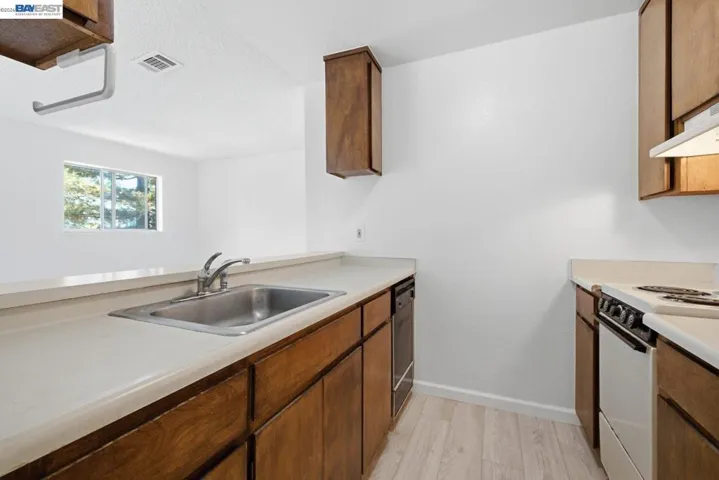 620 River Oak Way 81, Hayward, California 94544