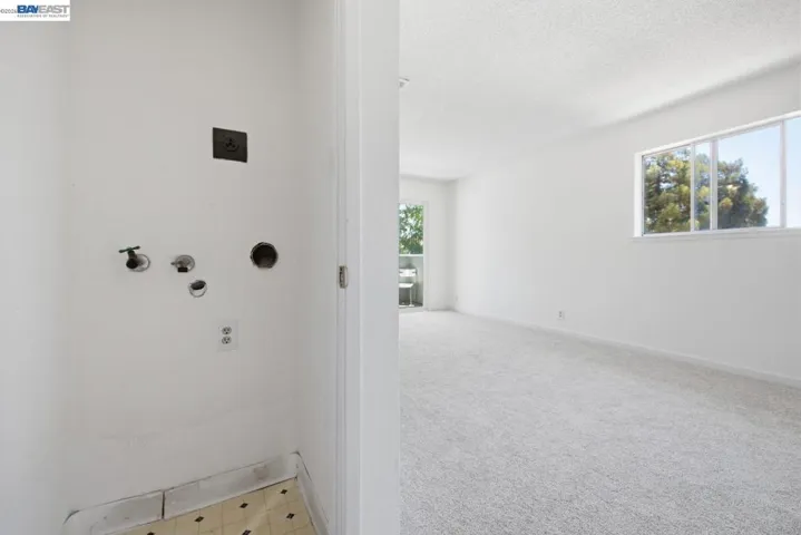 620 River Oak Way 81, Hayward, California 94544