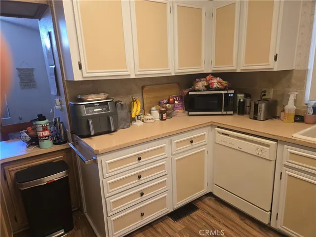more kitchen, great storage