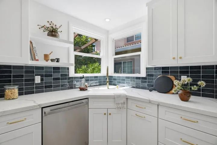 1049 Haven Avenue, Redwood City, California 94063