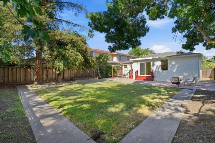 1049 Haven Avenue, Redwood City, California 94063
