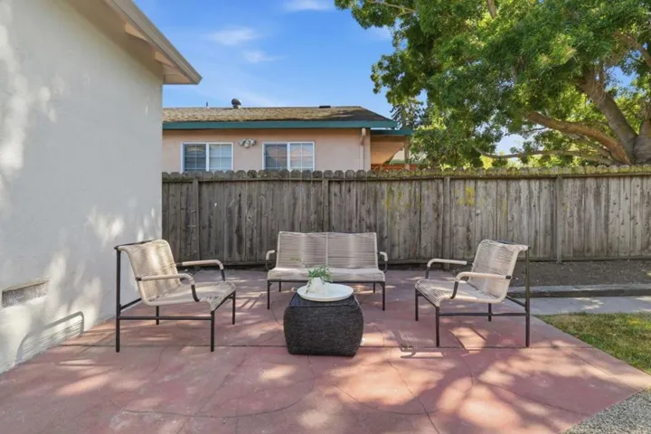 1049 Haven Avenue, Redwood City, California 94063