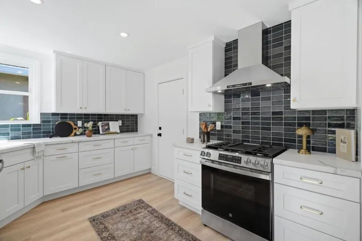 1049 Haven Avenue, Redwood City, California 94063