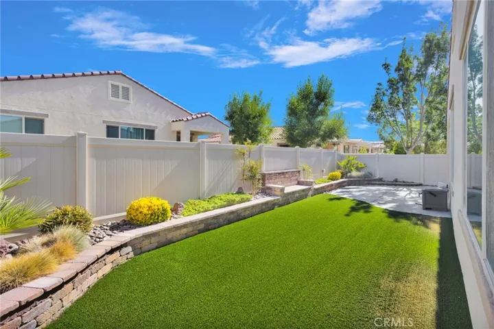 18905 Copper, Apple Valley, California 92308