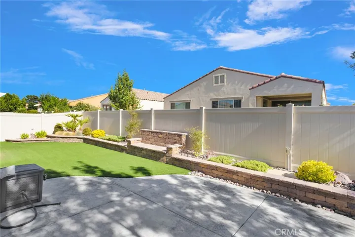 Beautiful Backyard with Artificial Turf