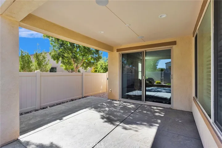 18905 Copper, Apple Valley, California 92308