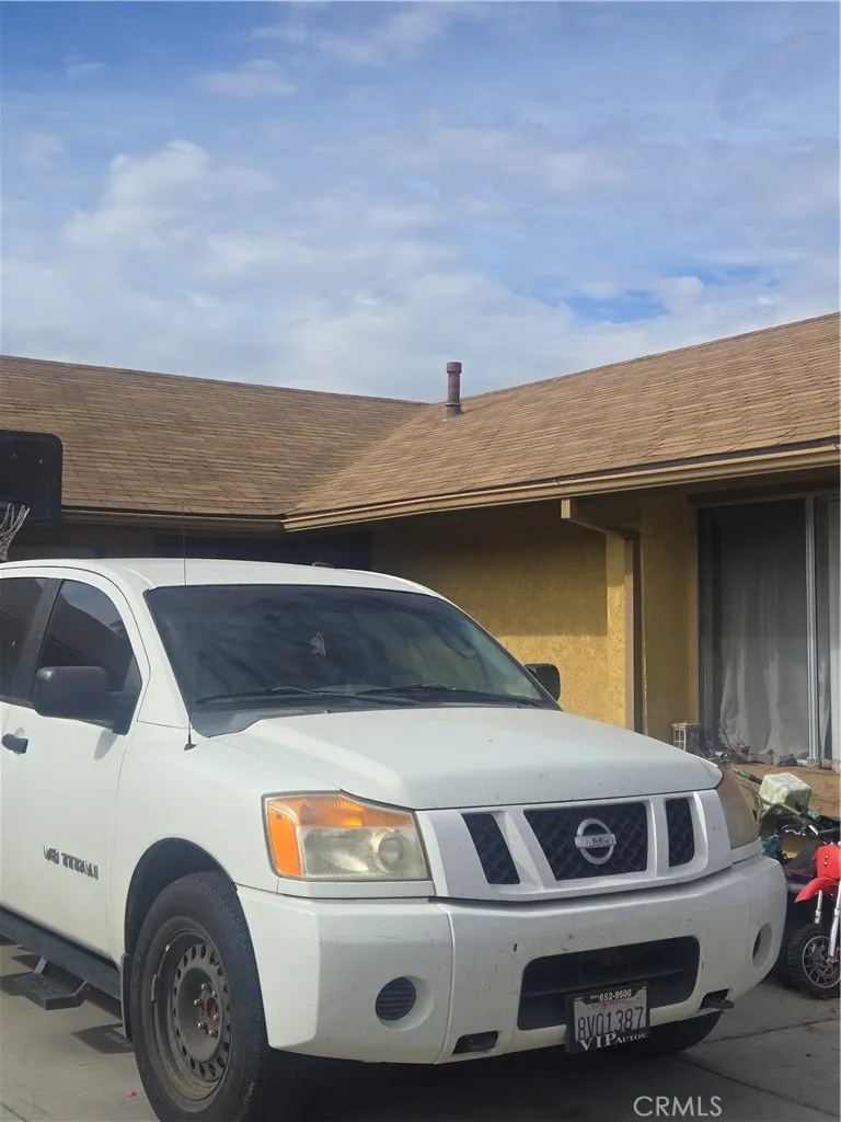 Good extra vehicle spaces