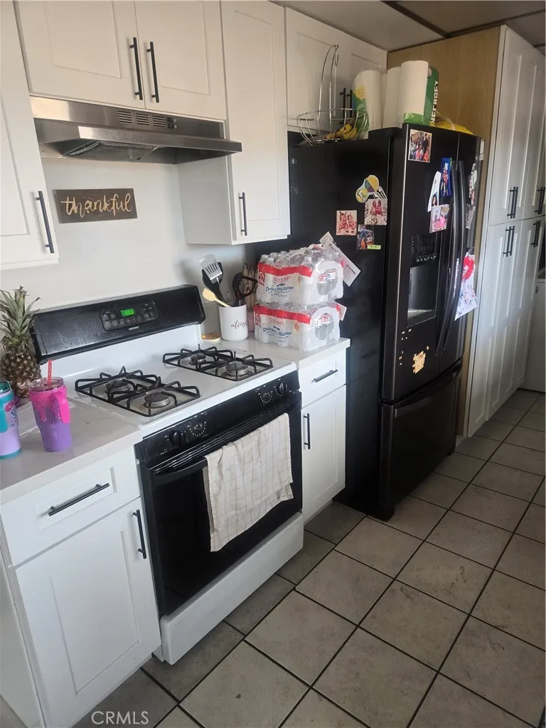 Kitchen..another view