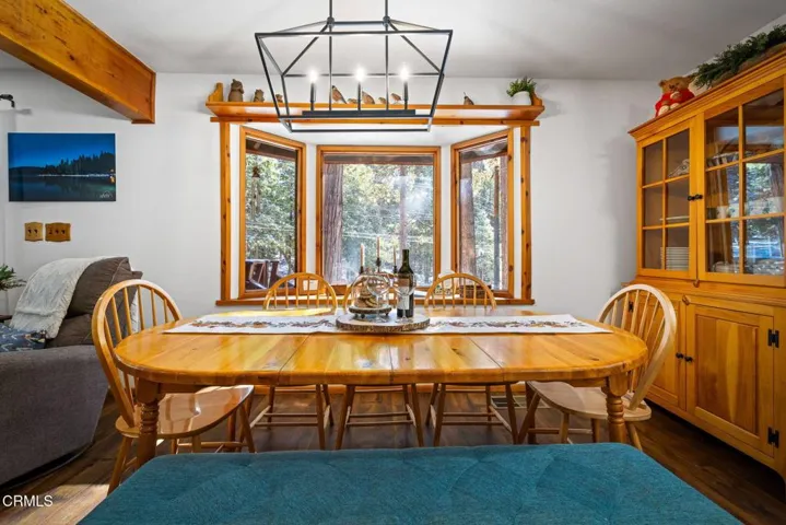 16-web-or-mls-42031-n-evergreen-rd