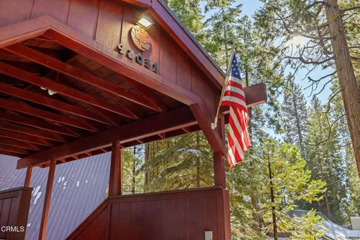 33-web-or-mls-42031-n-evergreen-rd