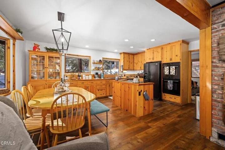 14-web-or-mls-42031-n-evergreen-rd