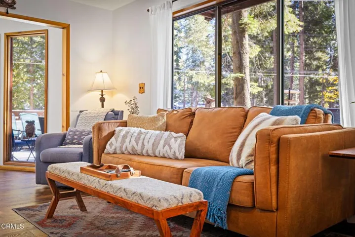11-web-or-mls-42031-n-evergreen-rd