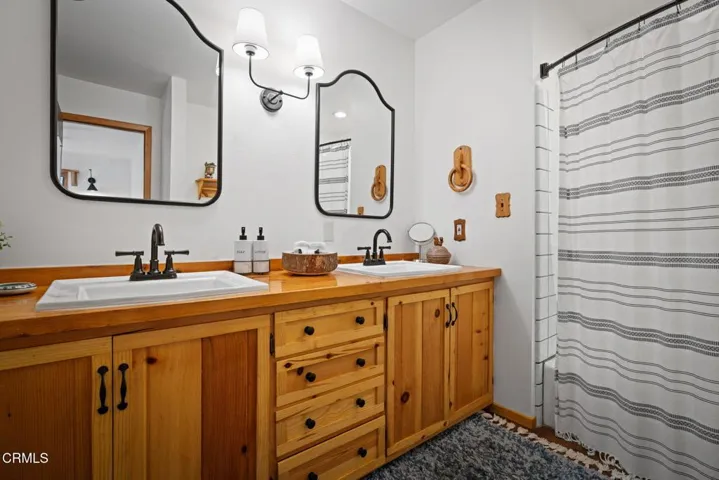27-web-or-mls-42031-n-evergreen-rd