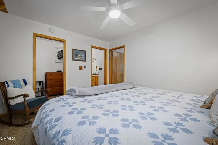 25-web-or-mls-42031-n-evergreen-rd