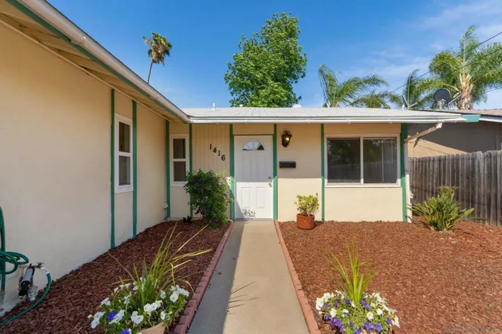 1416 S Maple, Escondido, California 92025