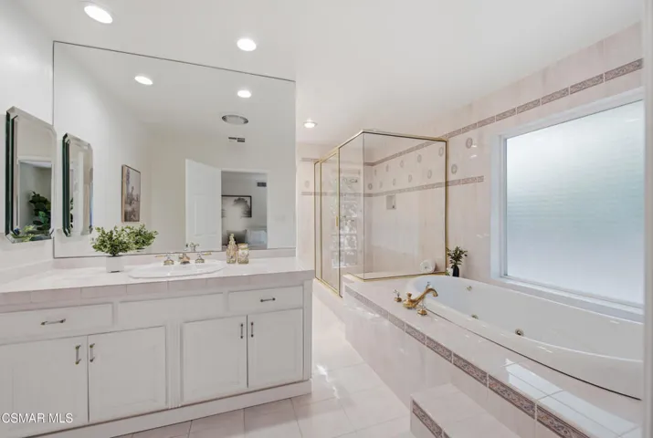 22421 Kearny St Calabasas-41