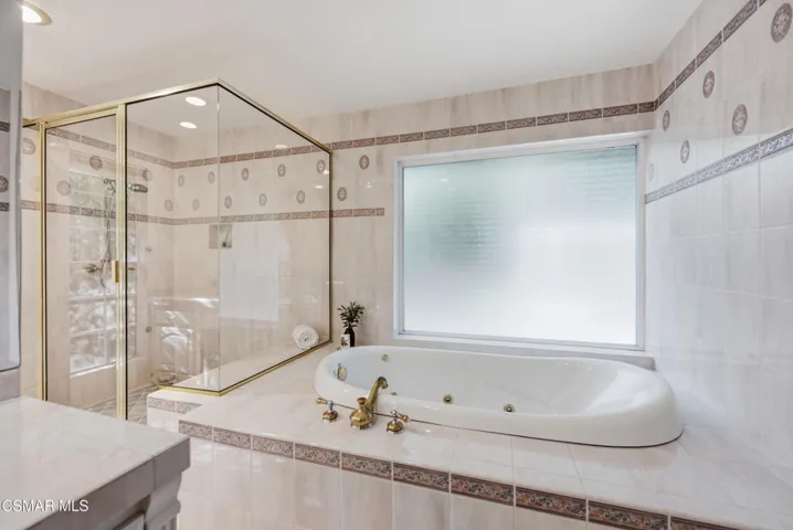 22421 Kearny St Calabasas-42