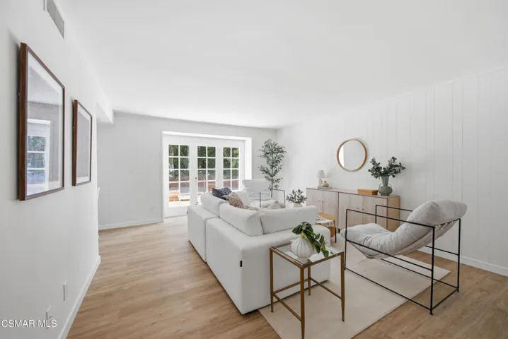 22421 Kearny St Calabasas-18