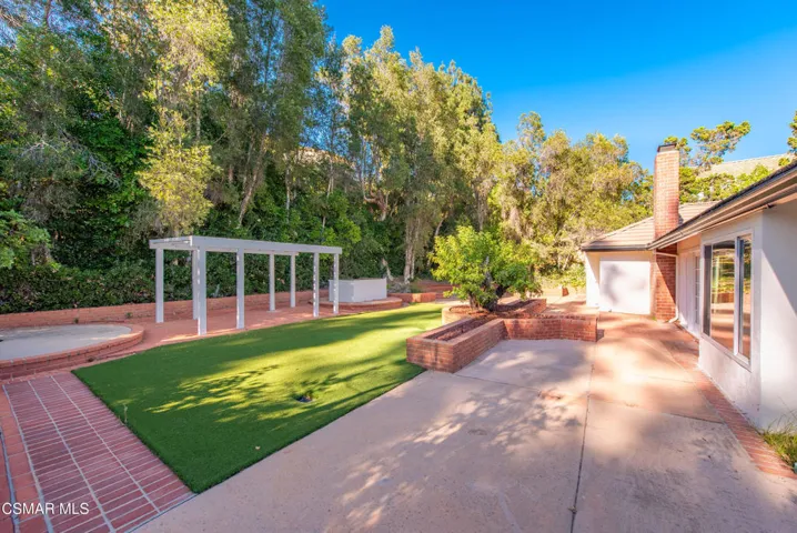 22421 Kearny St Calabasas-48