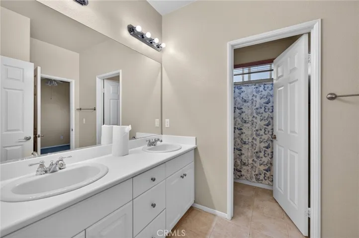 35913 Nonnie, Wildomar, California 92595