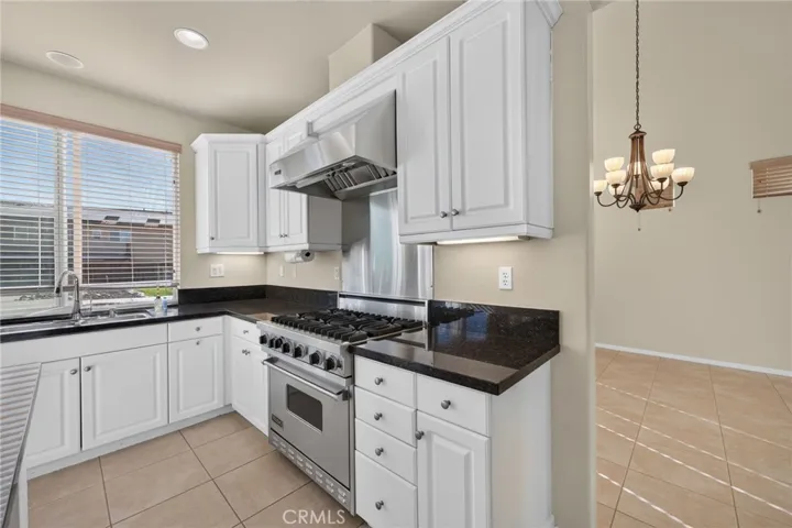 35913 Nonnie, Wildomar, California 92595