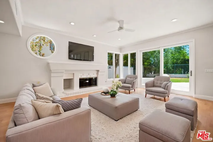 4324 Park Verdi, Calabasas, California 91302