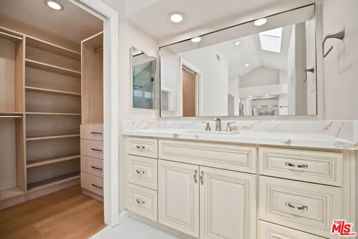 4324 Park Verdi, Calabasas, California 91302