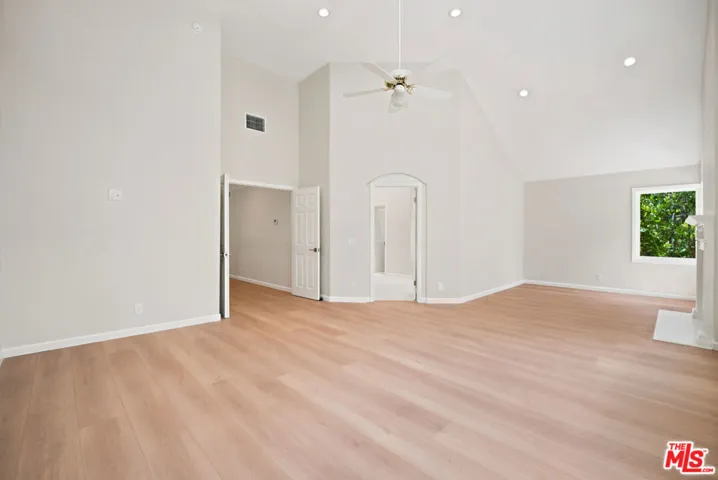 4324 Park Verdi, Calabasas, California 91302